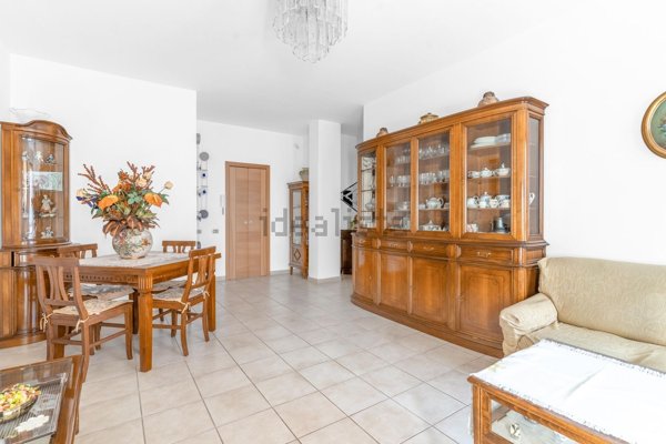 appartamento in vendita a Milano in zona Musocco
