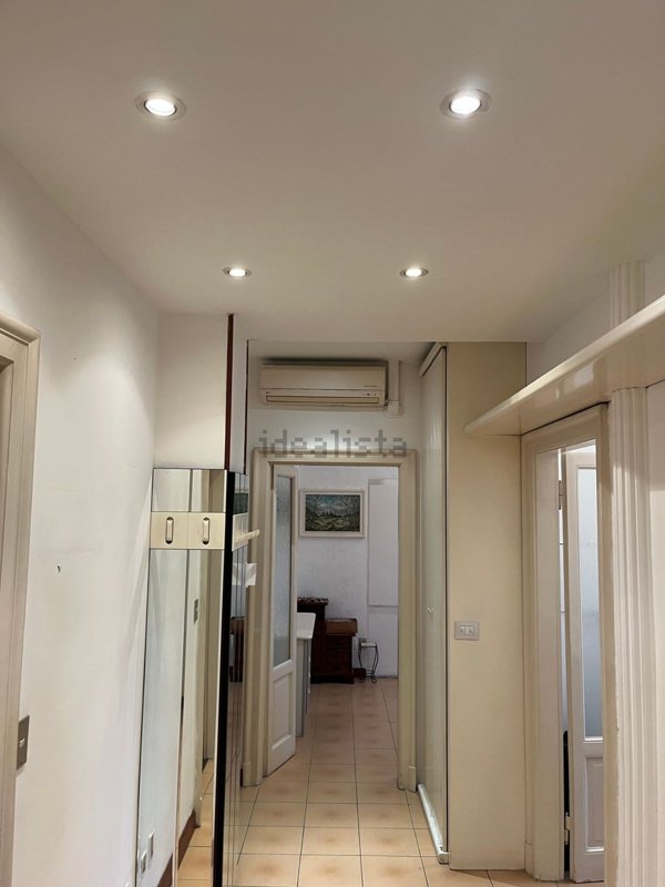 appartamento in vendita a Milano in zona Città Studi