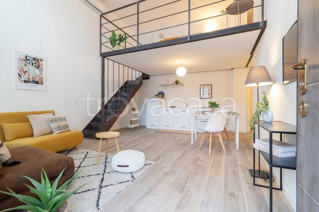 appartamento in vendita a Milano in zona Dergano