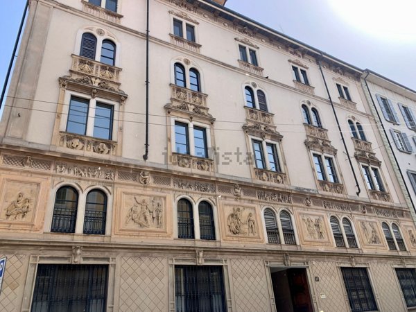appartamento in vendita a Milano in zona Brera