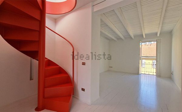 appartamento in vendita a Milano in zona Centro Direzionale