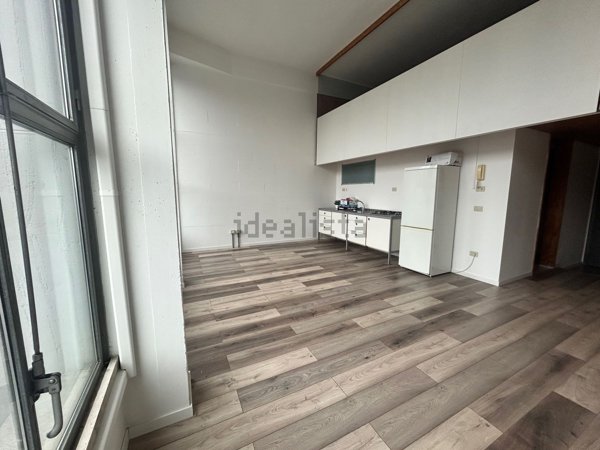 appartamento in vendita a Milano in zona Crescenzago