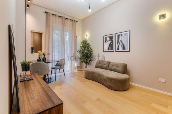 appartamento in vendita a Milano in zona Crescenzago