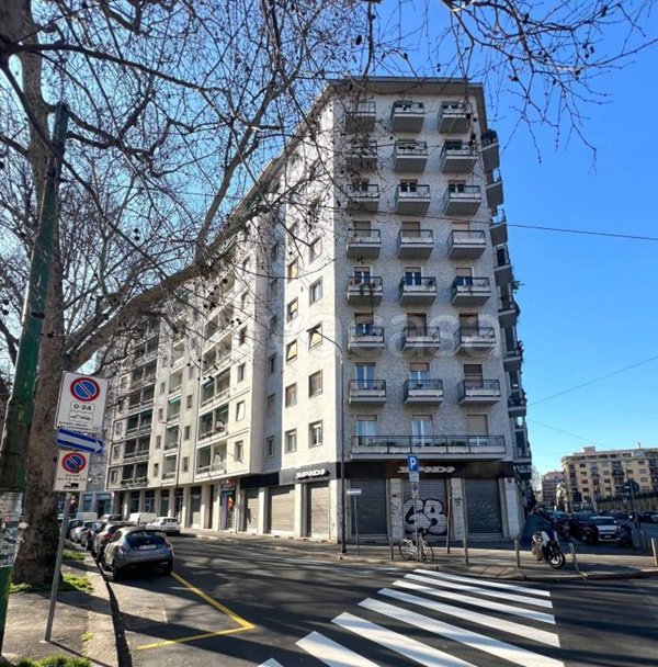 appartamento in vendita a Milano in zona Ghisolfa