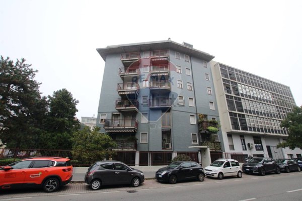 appartamento in vendita a Milano in zona Garegnano