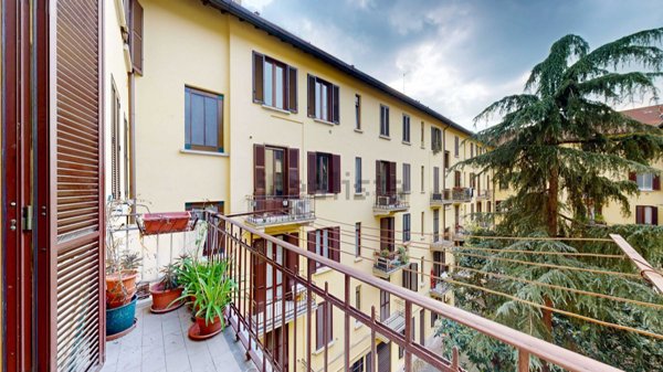 appartamento in vendita a Milano in zona Isola