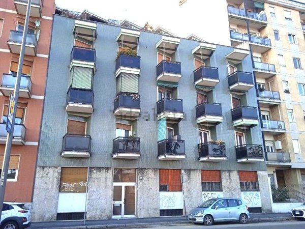 appartamento in vendita a Milano in zona Prato Centenaro