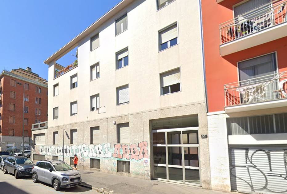 appartamento in vendita a Milano in zona Cascina dei Pomi