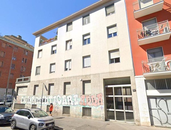 appartamento in vendita a Milano in zona Cascina dei Pomi