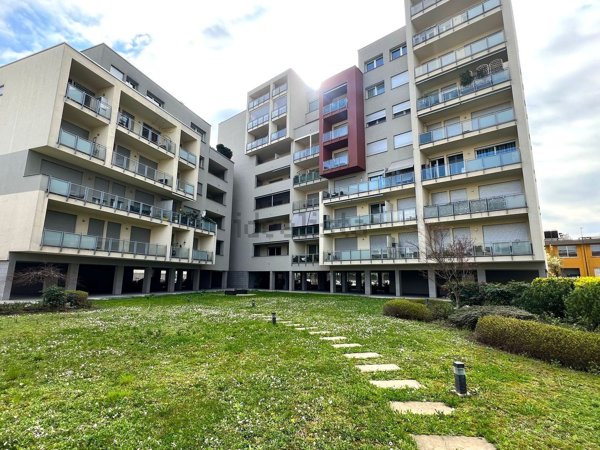 appartamento in vendita a Milano in zona Garegnano
