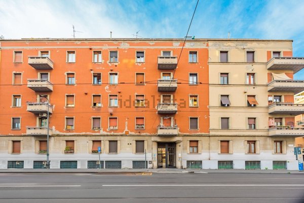 appartamento in vendita a Milano in zona Stadera