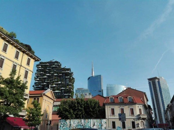 appartamento in vendita a Milano in zona Isola