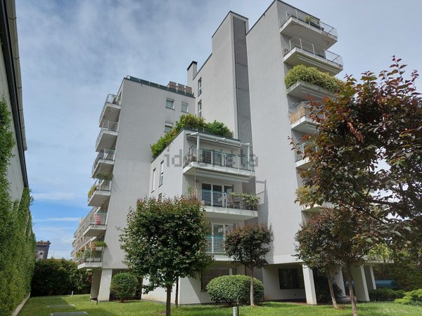 appartamento in vendita a Milano in zona Bovisa