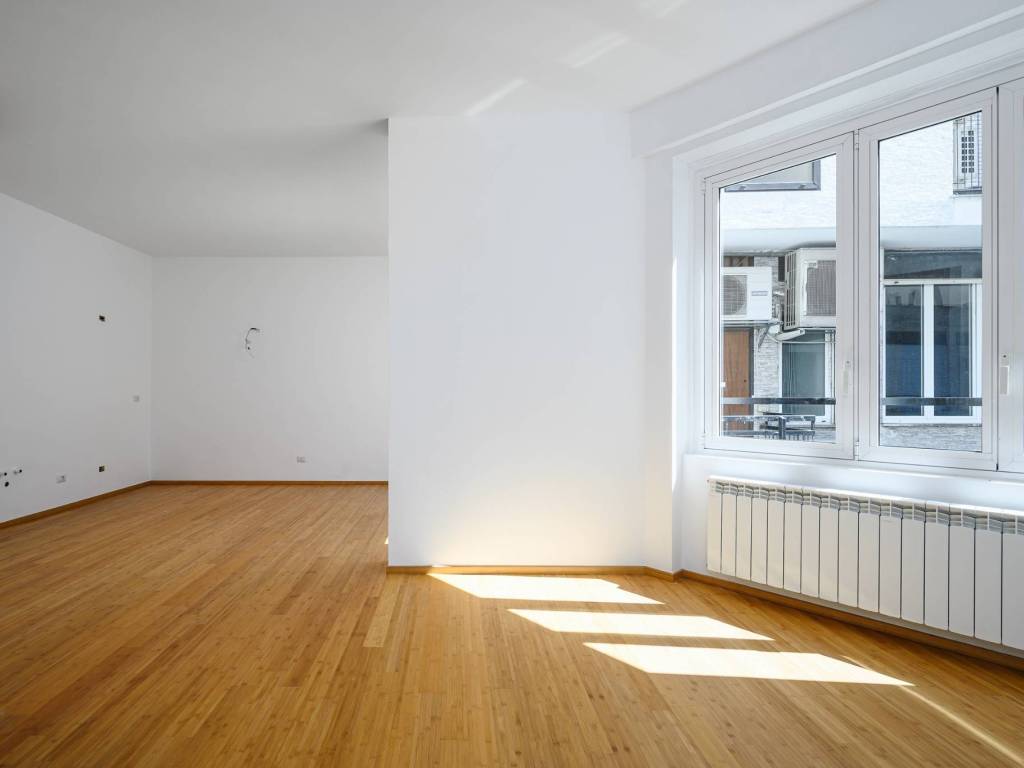 appartamento in vendita a Milano in zona Piazzale Lodi