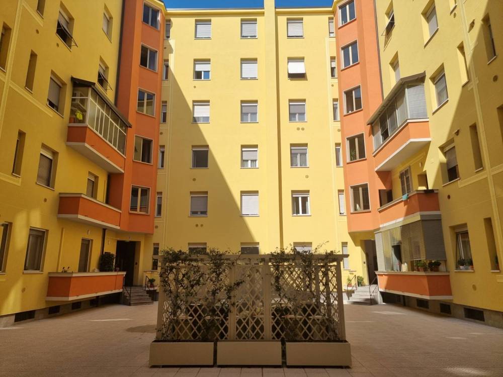 appartamento in vendita a Milano in zona Baggio