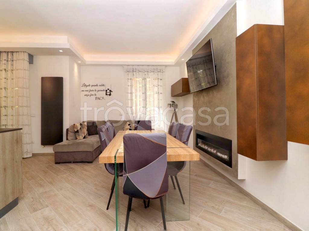 appartamento in vendita a Milano in zona San Siro