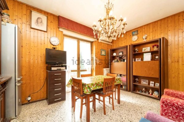 appartamento in vendita a Milano in zona Vigentino
