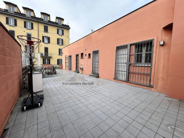 appartamento in vendita a Milano in zona San Cristoforo