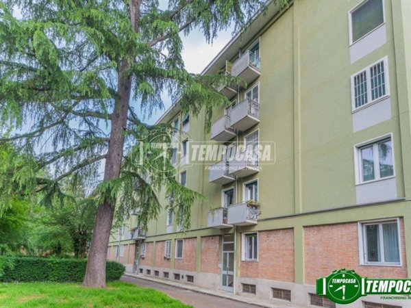 appartamento in vendita a Milano in zona Baggio
