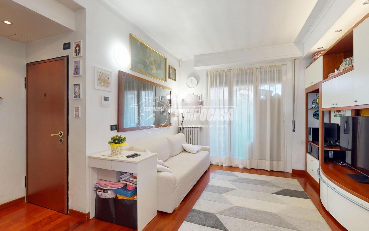 appartamento in vendita a Milano in zona Cagnola