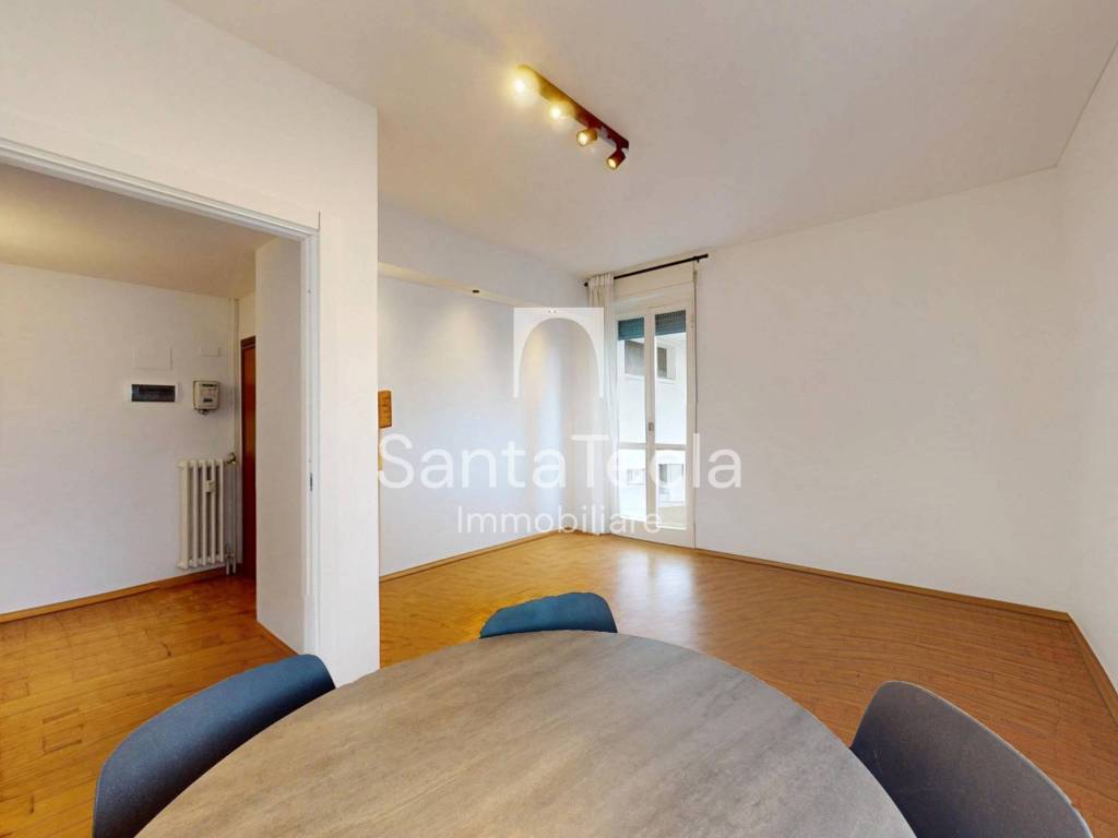 appartamento in vendita a Milano in zona QT8