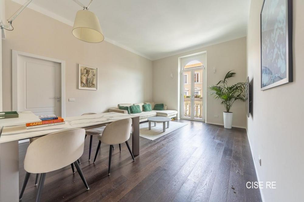 appartamento in vendita a Milano in zona XXII Marzo