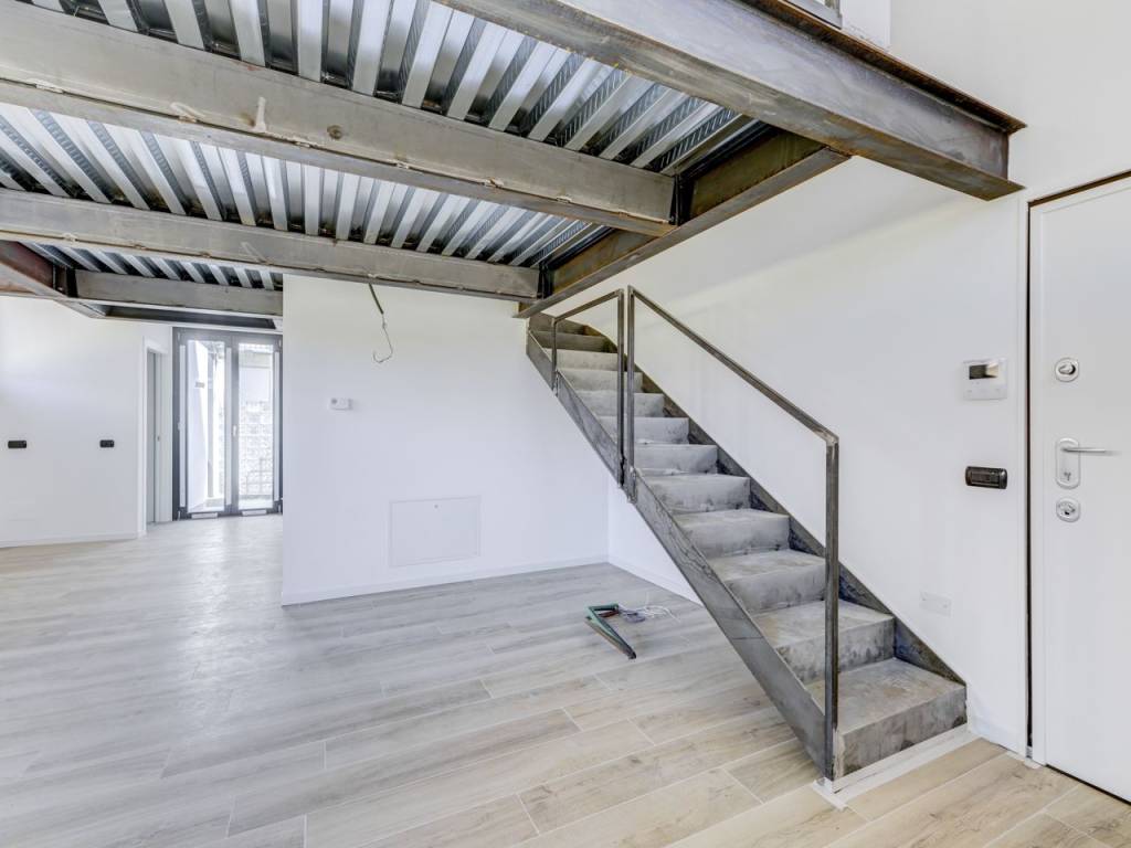 appartamento in vendita a Milano in zona Garegnano