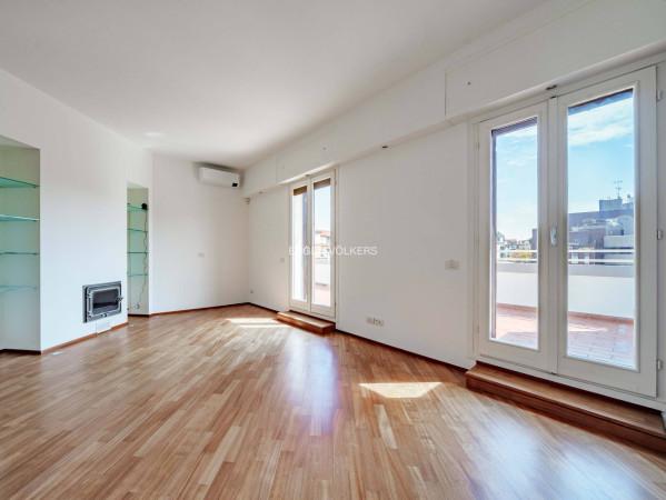 appartamento in vendita a Milano in zona XXII Marzo