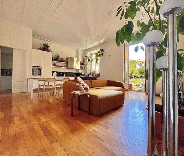 appartamento in vendita a Milano in zona Città Studi