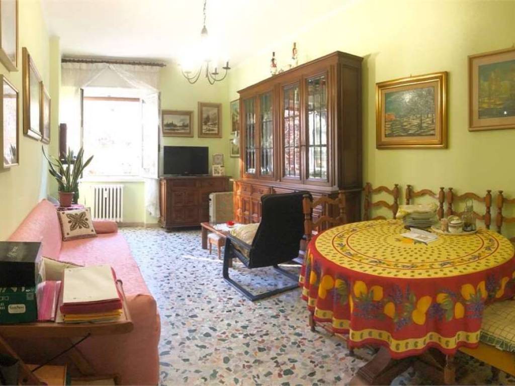 appartamento in vendita a Milano in zona Piazzale Lodi