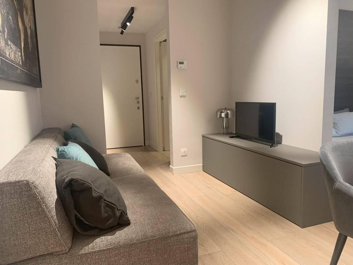 appartamento in vendita a Milano in zona Porta Garibaldi