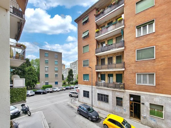 appartamento in vendita a Milano in zona Piazzale Lodi