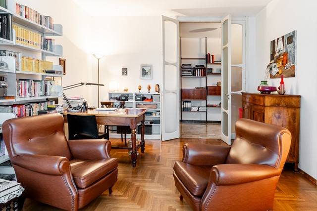 appartamento in vendita a Milano in zona Ghisolfa