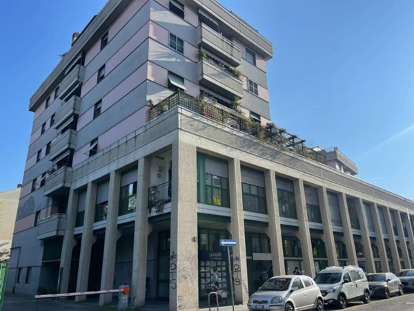appartamento in vendita a Milano in zona Dergano