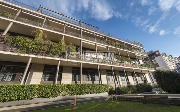 appartamento in vendita a Milano in zona Precotto