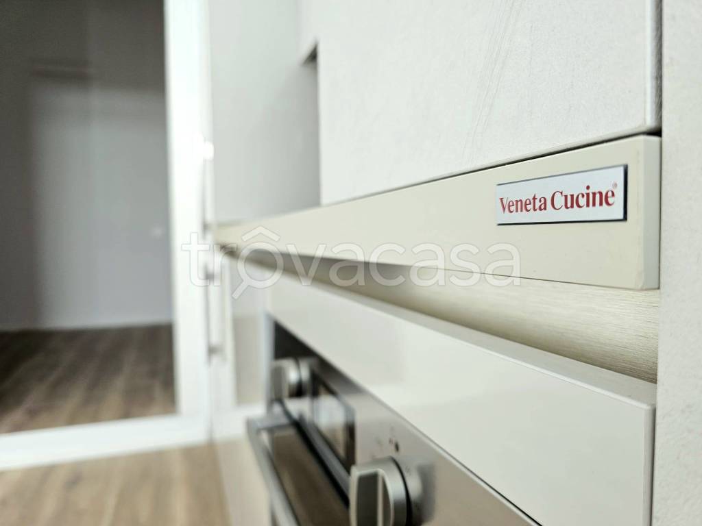 appartamento in vendita a Milano in zona Vigentino