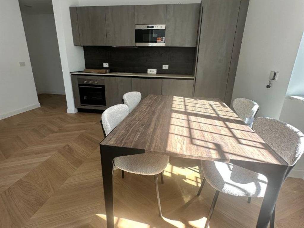 appartamento in vendita a Milano in zona Isola