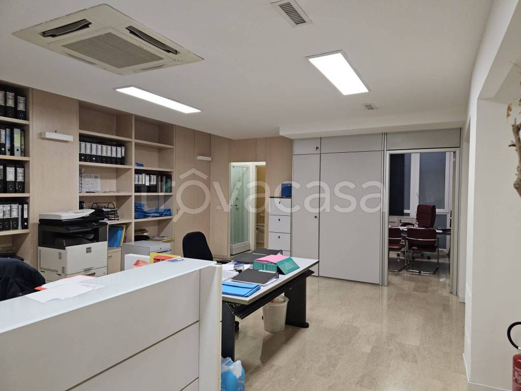 ufficio in vendita a Milano in zona San Vittore