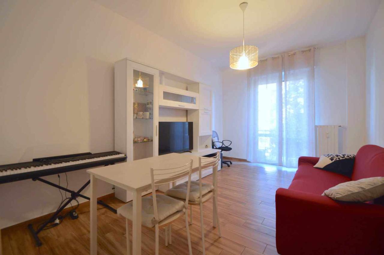 appartamento in vendita a Milano in zona Famagosta