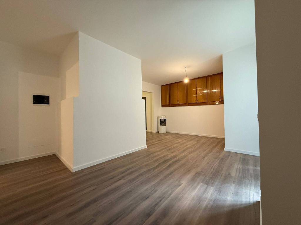 appartamento in vendita a Milano in zona Solari