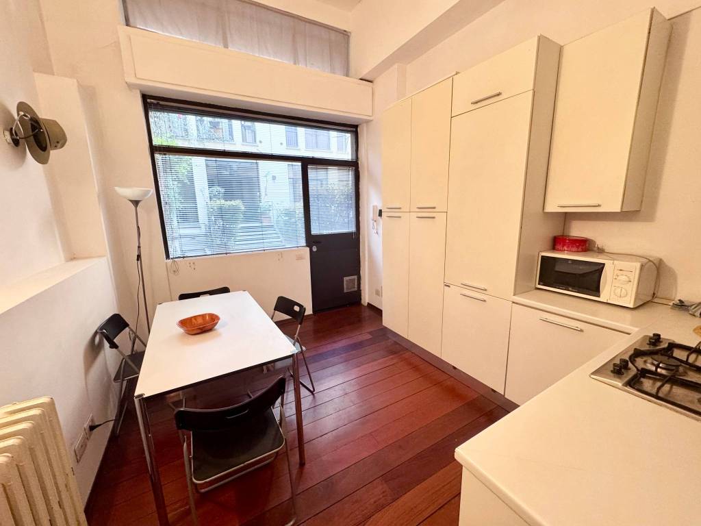 appartamento in vendita a Milano in zona Città Studi
