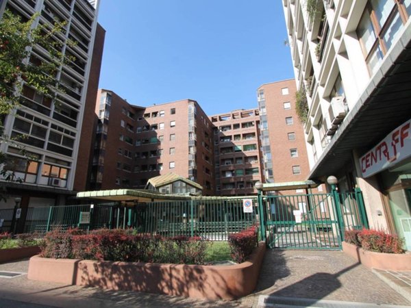 appartamento in vendita a Milano in zona Centro Direzionale