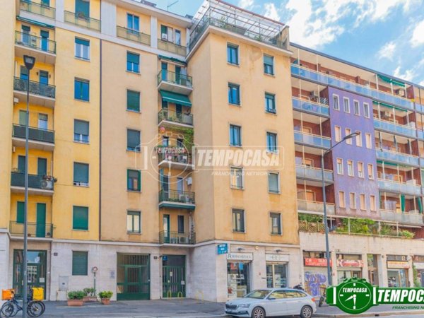 appartamento in vendita a Milano in zona Montalbino