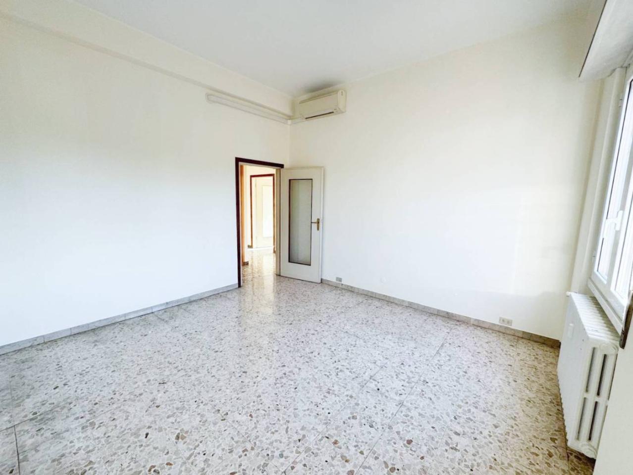 appartamento in vendita a Milano in zona Chiesa Rossa