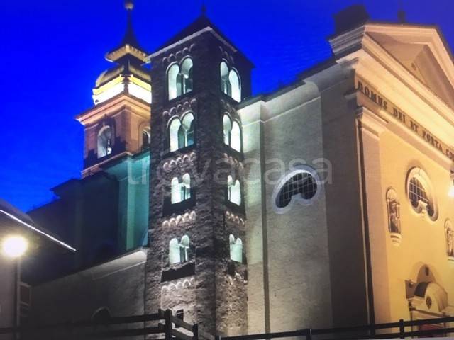 casa indipendente in vendita a Milano in zona Sant'Ambrogio