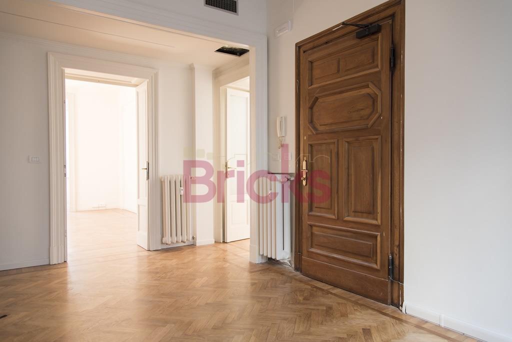 ufficio in vendita a Milano