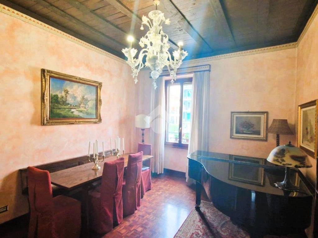 appartamento in vendita a Milano in zona Chiesa Rossa