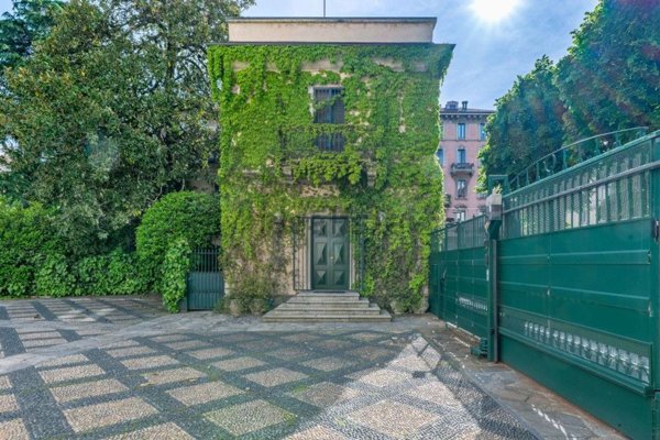 casa indipendente in vendita a Milano