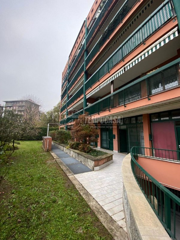 appartamento in vendita a Milano in zona Crescenzago