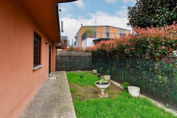 appartamento in vendita a Milano in zona Precotto